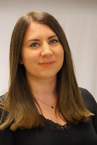 Angela Pfister